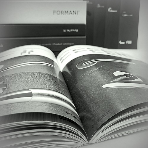 Manufacturers' catalogues