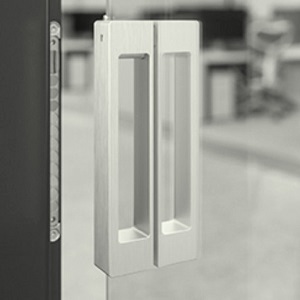 Flush-mounted door magnets