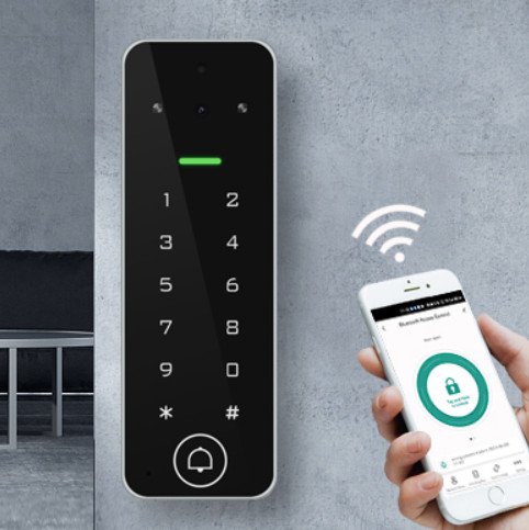 Piekļuves kontroles panelis ar ci[aru tastatūru un integrētu domofonu Vcontrol 4-K, vadāms ar mobilo lietotni TUYA, piemērots āra apstākļiem